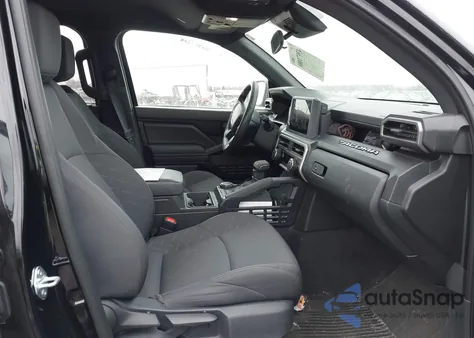 2024 Toyota Tacoma Sr z USA, uszkodzony, nr VIN 3TYLD5KN7RT005461